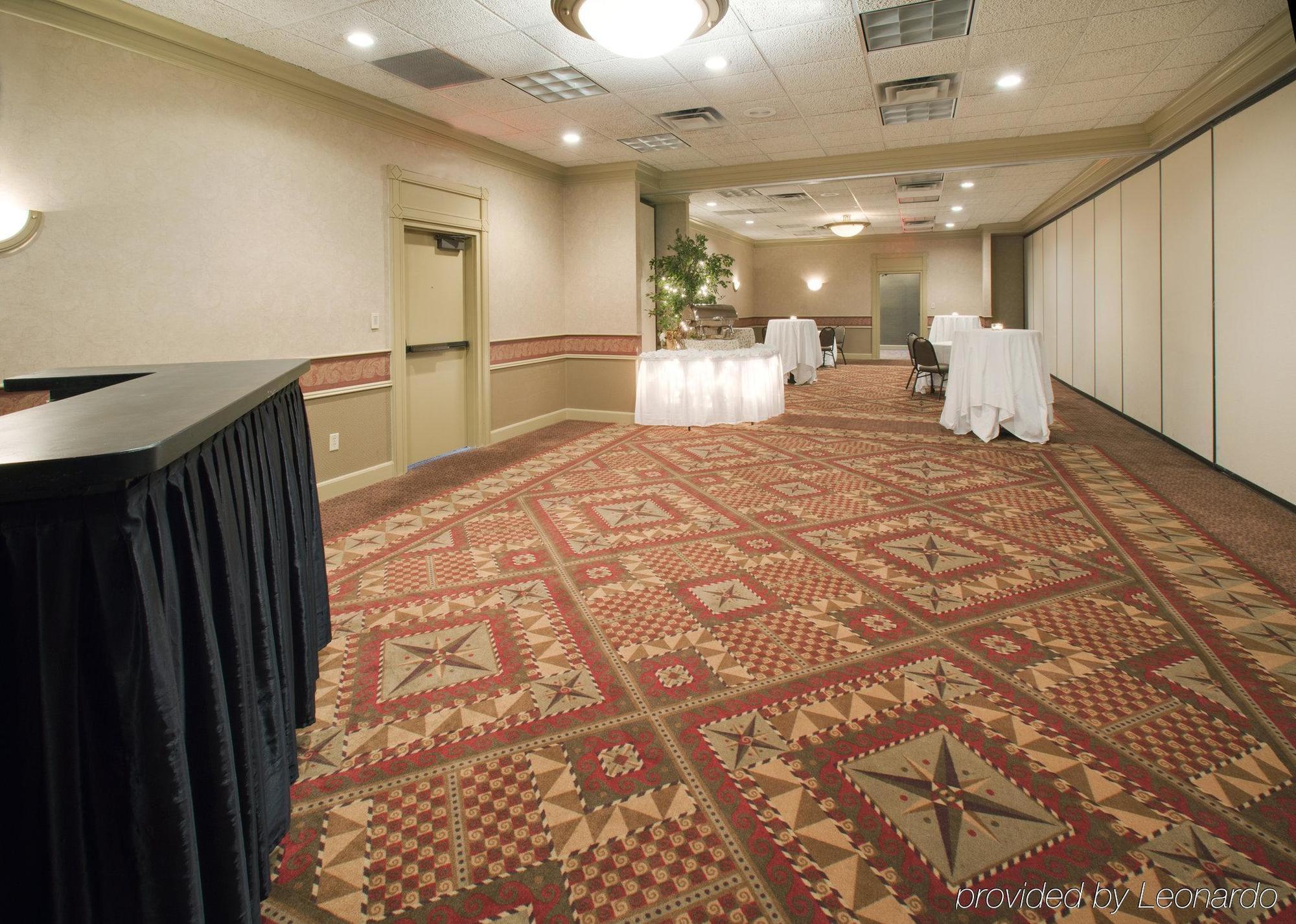 Holiday Inn Coralville - Iowa City By Ihg Удобства фото